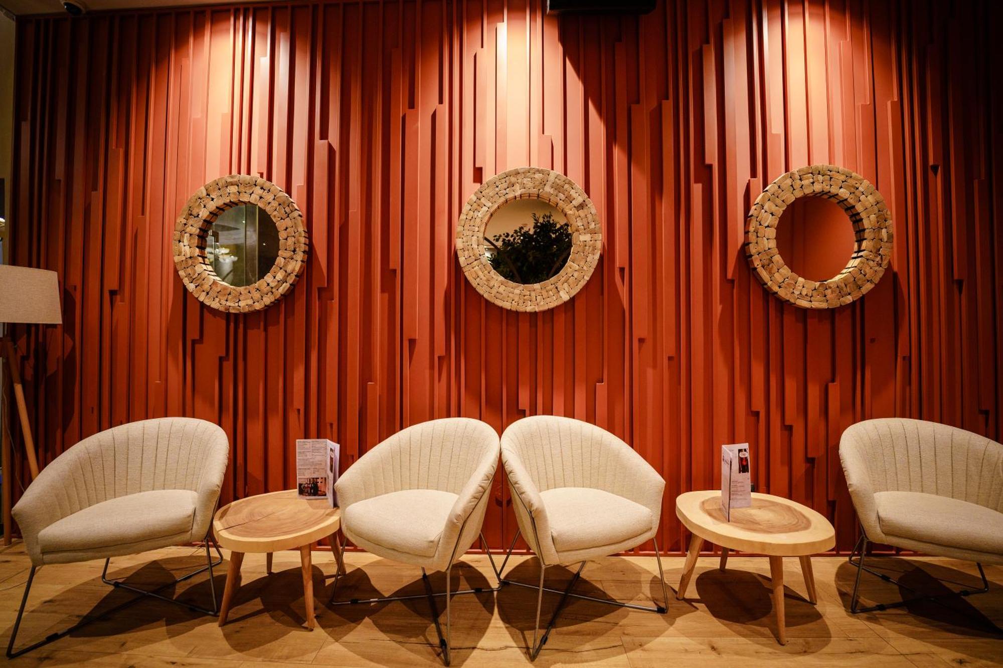 Bacolux Afrodita Resort&SPA, Herculane Băile Herculane Extérieur photo