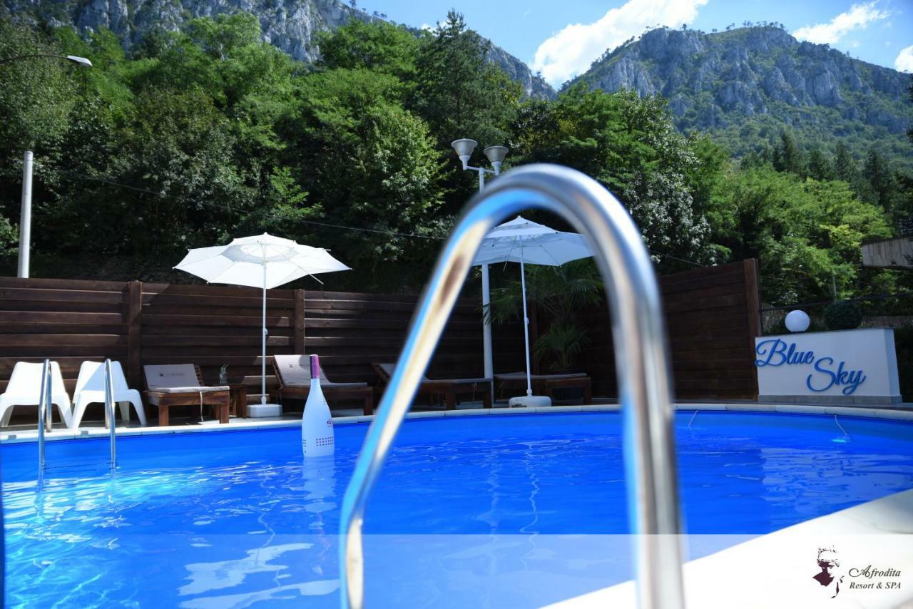 Bacolux Afrodita Resort&SPA, Herculane Băile Herculane Extérieur photo